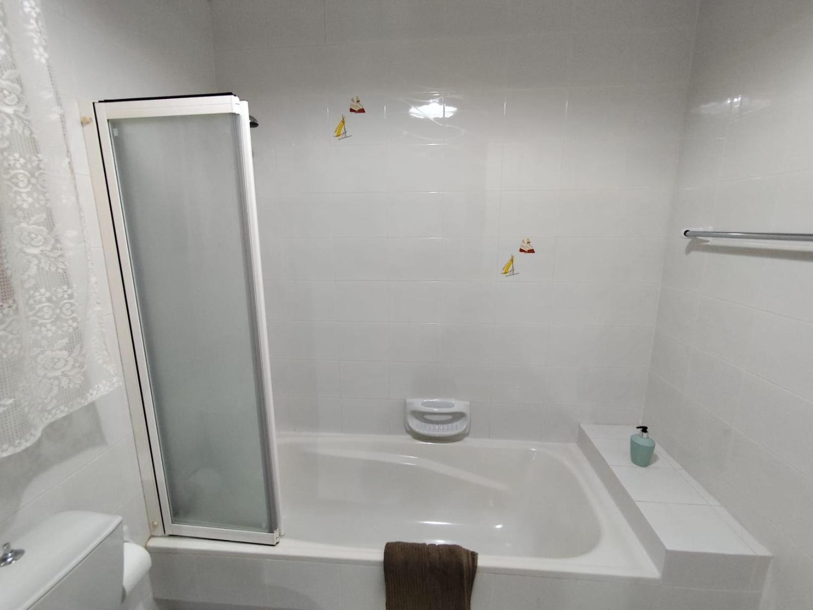 Apartment Sea Breeze Bliss - Self Check-in *